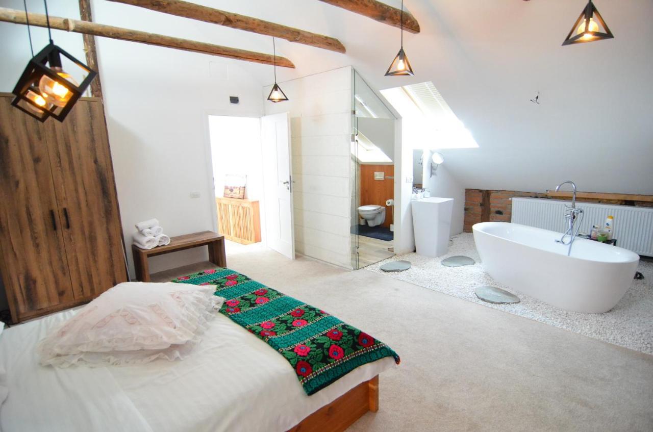 Bed & Breakfast Agropensiunea Maria Harseni